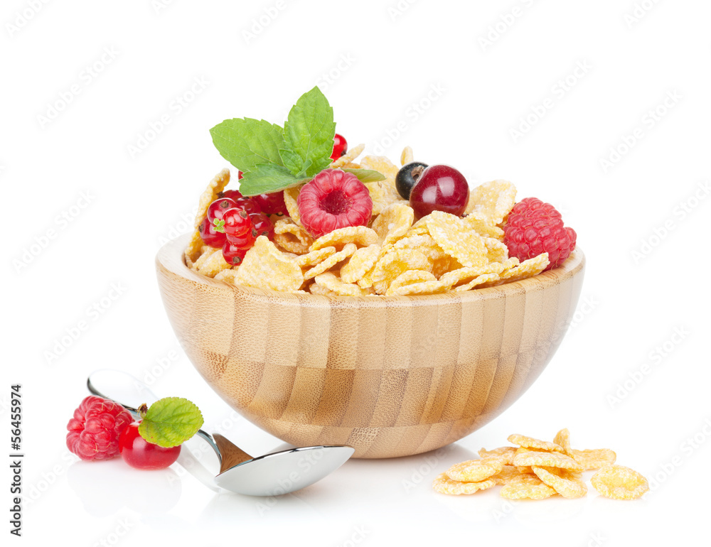 Fresh corn flakes with berries Fresh corn flakes with berries