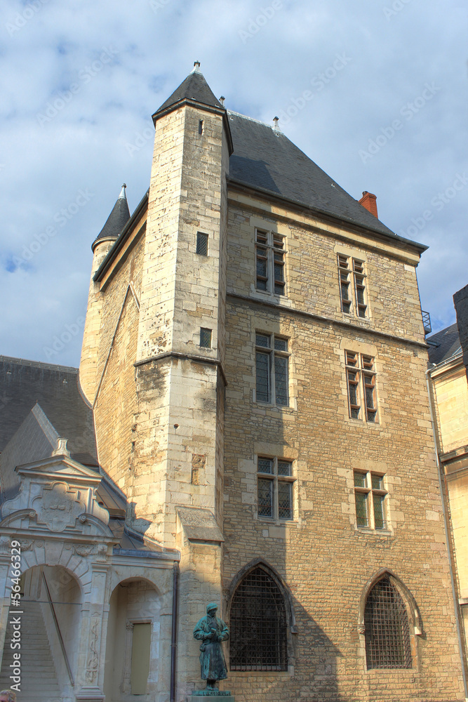 Cour de Bar Le Palais des ducs de Bourgogne de Dijon