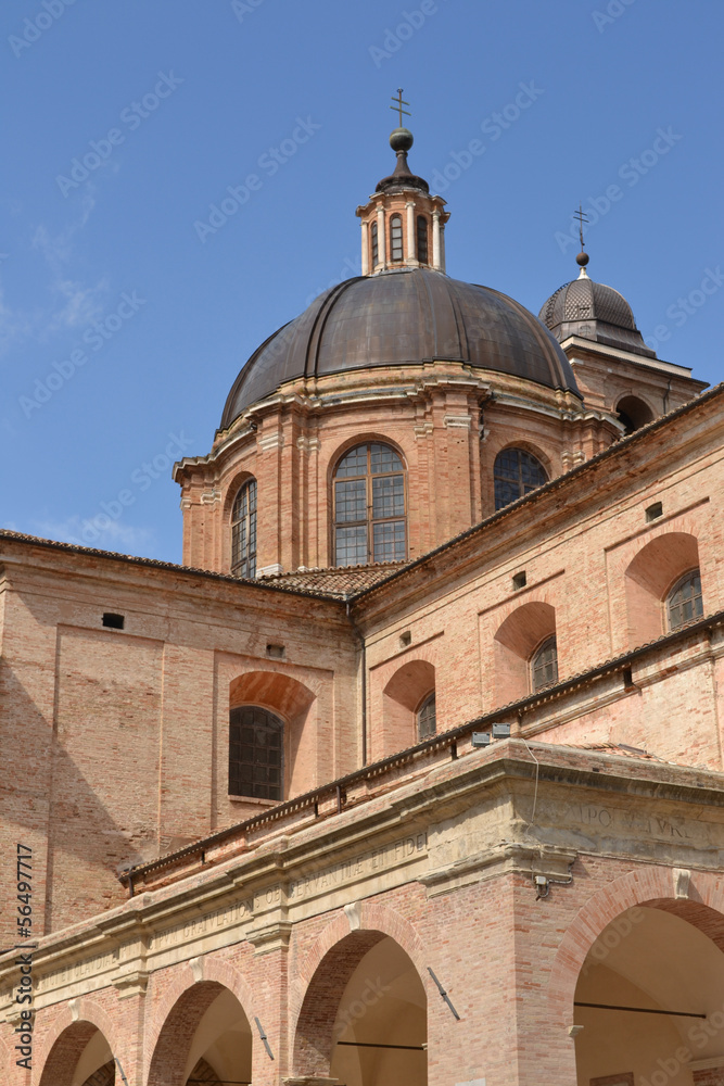 Kuppel des Doms Santa Maria Assunta