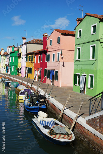 Island of Burano, colorful facades © dimbar76