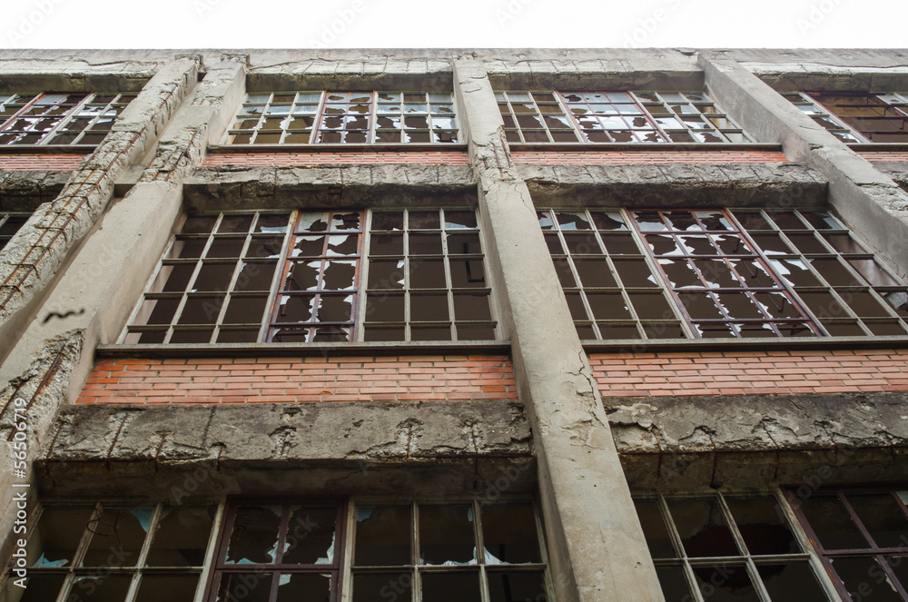 Fototapeta premium Abandoned building