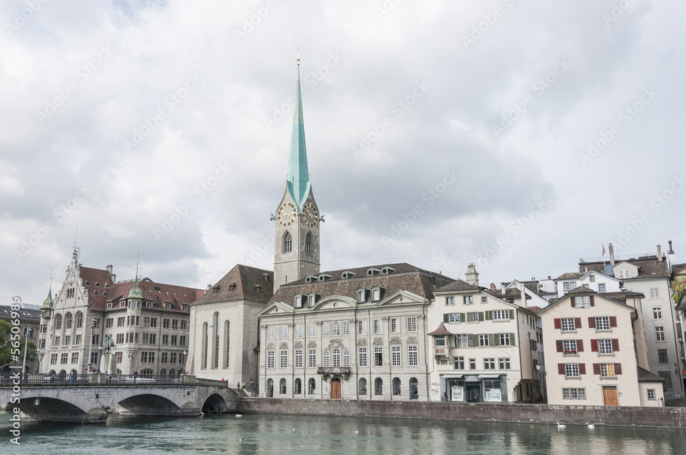 Zürich, historische Altstadt an der Limmat, Fraumünster, Schweiz