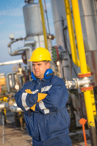 system operator in oil and gas production