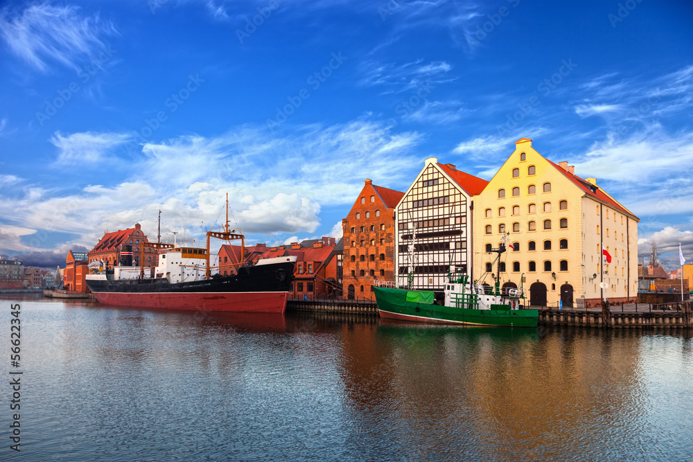 Fototapeta premium Granary Island at the Motlawa river in Gdansk, Poland.