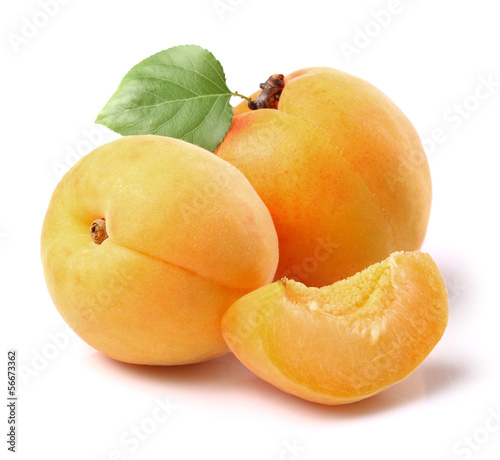 Ripe apricots with leaf