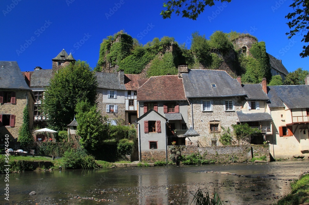 Ségur-le-Château.(Corrèze)
