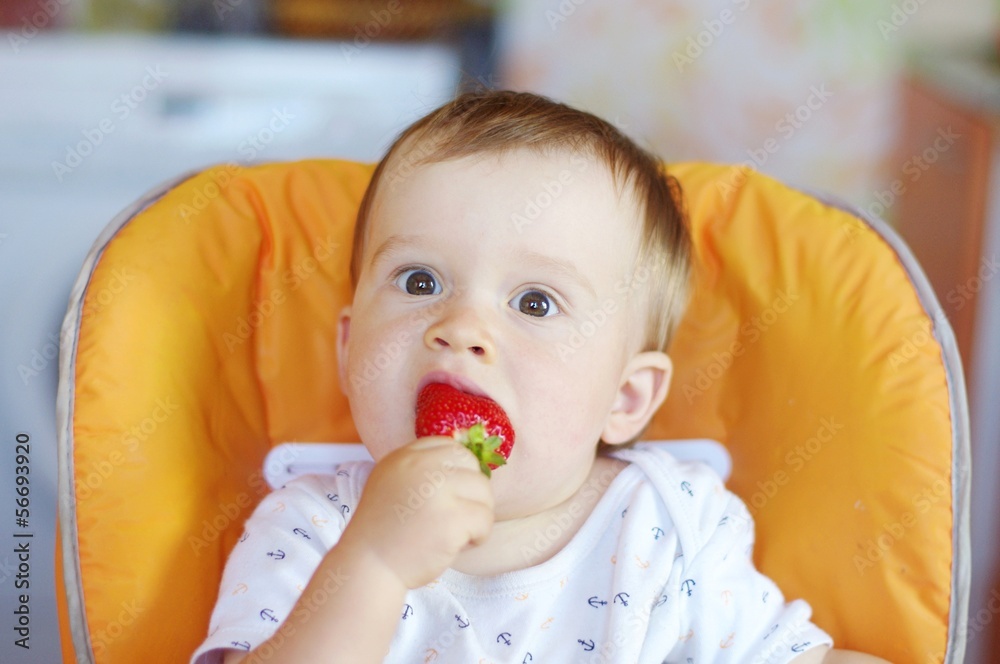 lovely baby age of 1 year tastes strawberry lovely baby age of 1 year tastes strawberry