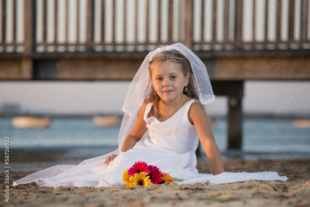 Fototapeta premium small bride