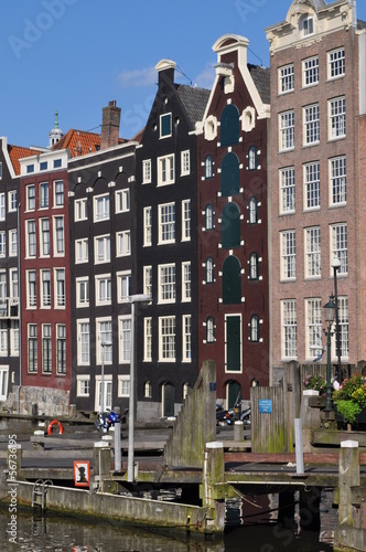 Damrak, Amsterdam © ladybird