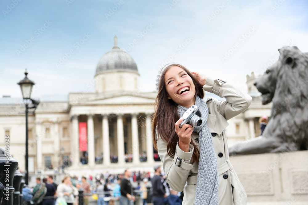 London tourist woman on Trafalgar Square