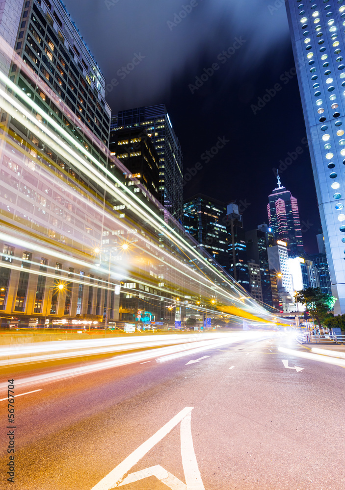 Obraz premium Traffic trail in city