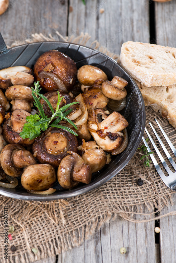 Fototapeta premium Mushrooms in a Pan
