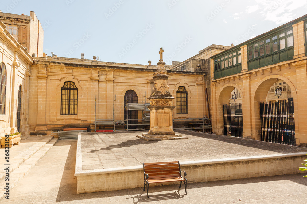 Fototapeta premium courtyard in St John's Co-Cathedral
