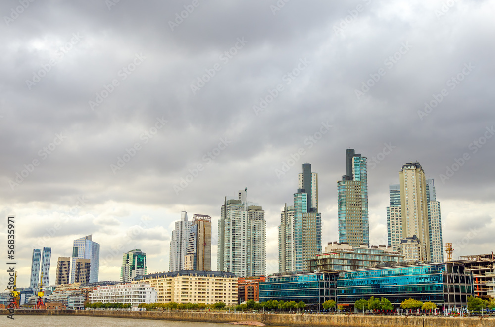 Naklejka premium Buenos Aires Skyline