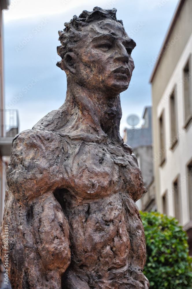 Figueras, escultura contemporánea, Sant Jordi