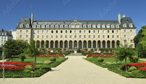 Palacio y jardines de Rennes