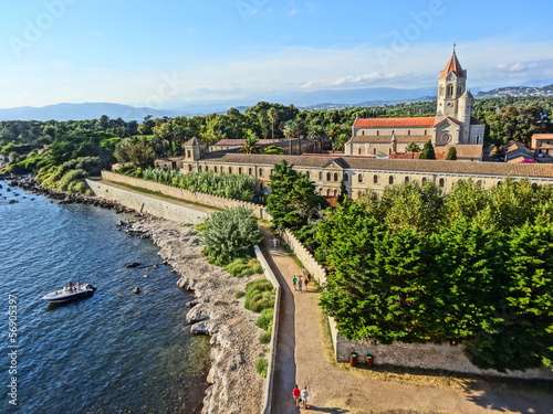 Saint Honorat Iles de Lerins Cannes Méditerranée Monastère