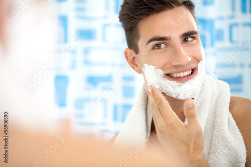 shaving face photo