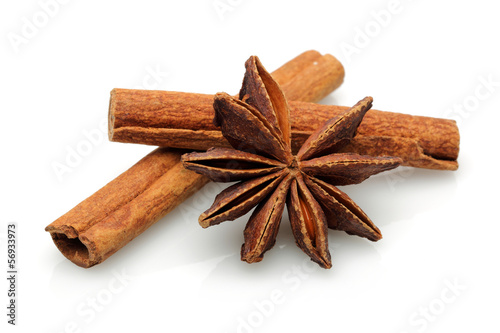 Star anise and cinnamon