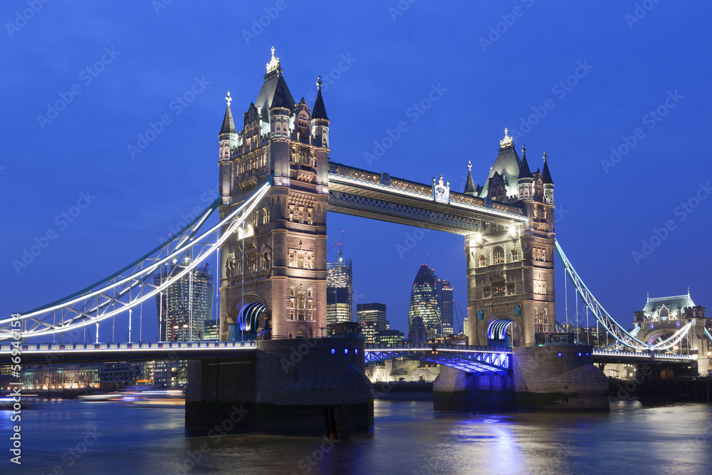 Obraz premium Tower Bridge at night, London.