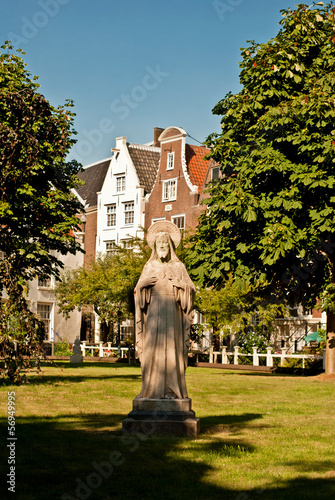 Amsterdam Begijnhof inner court