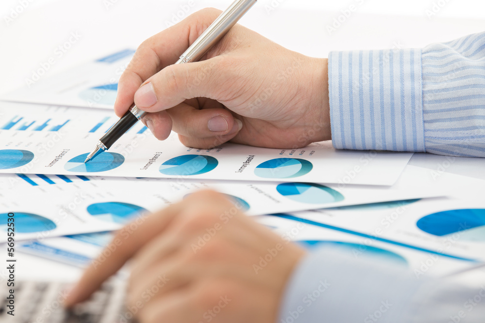 Business graph analysis report Business graph analysis report