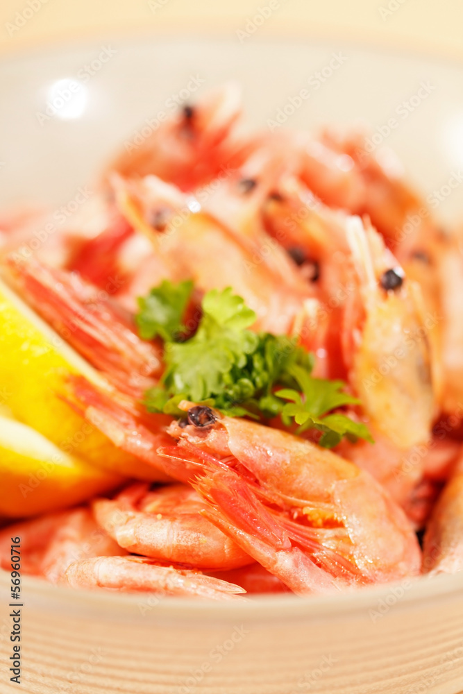 shrimps with lemon