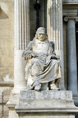 statue de jean de la fontaine-avignon