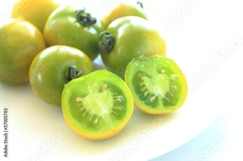 グリーングレープトマト