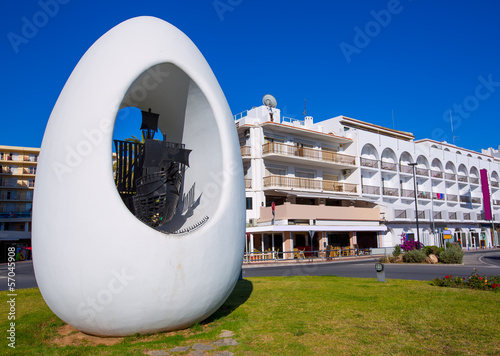 Ibiza san Antonio Abad de Portmany egg statue photo