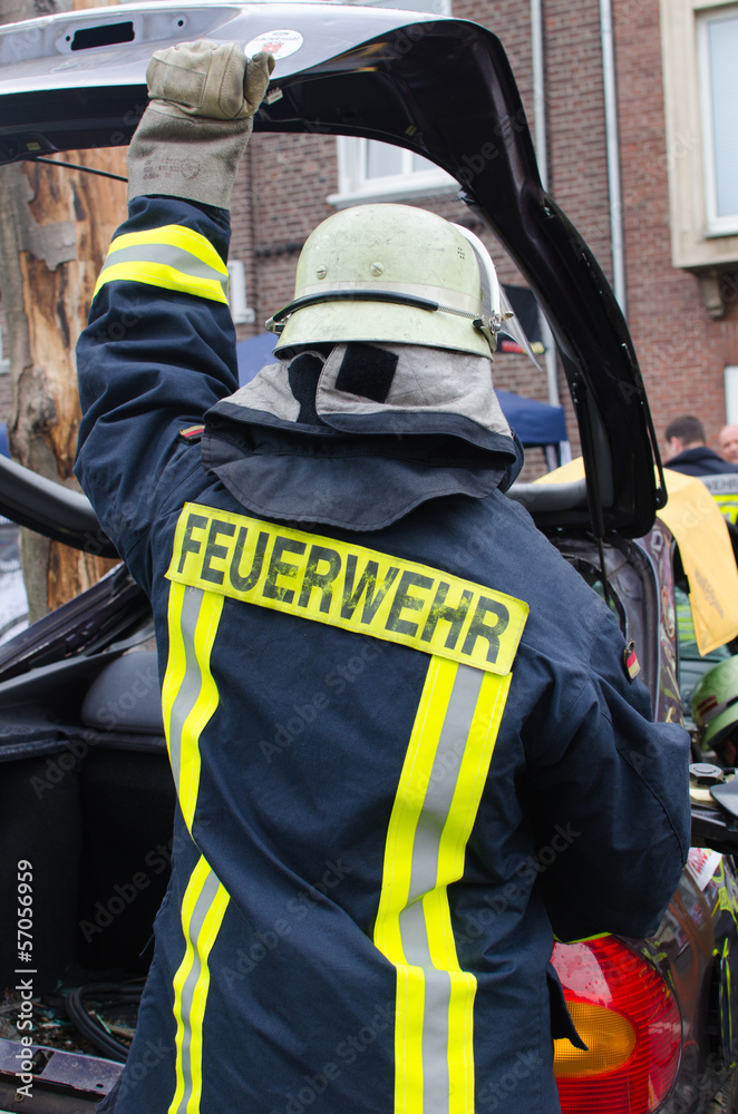 Feuerwehr rettet Feuerwehr rettet