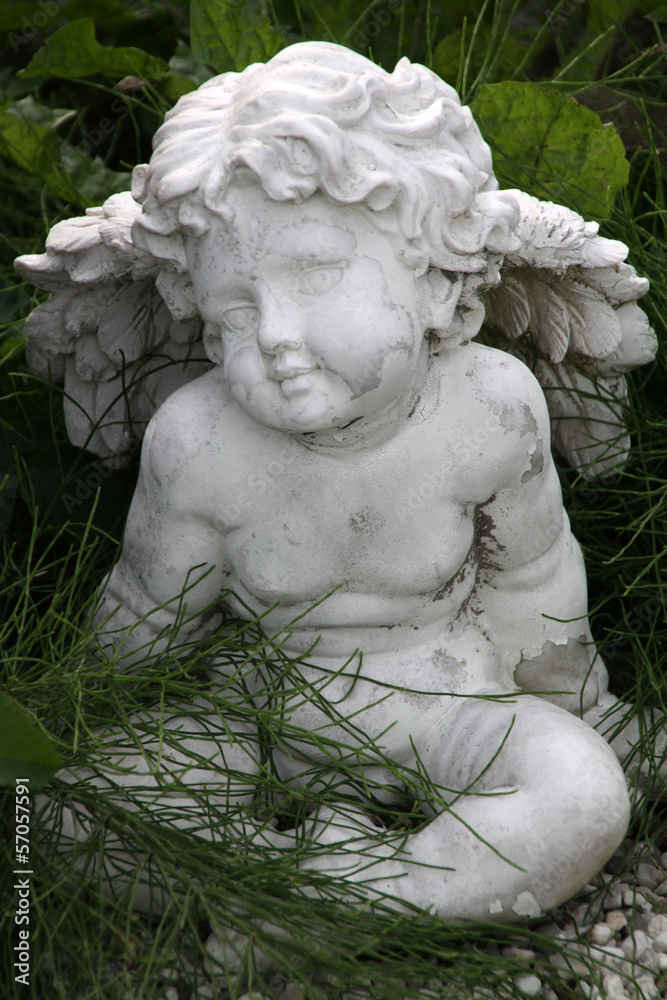 Engel auf einem Grab