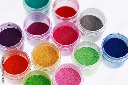 Colorful pigments powders