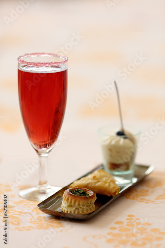 Kir royal coktail with amuse bouche