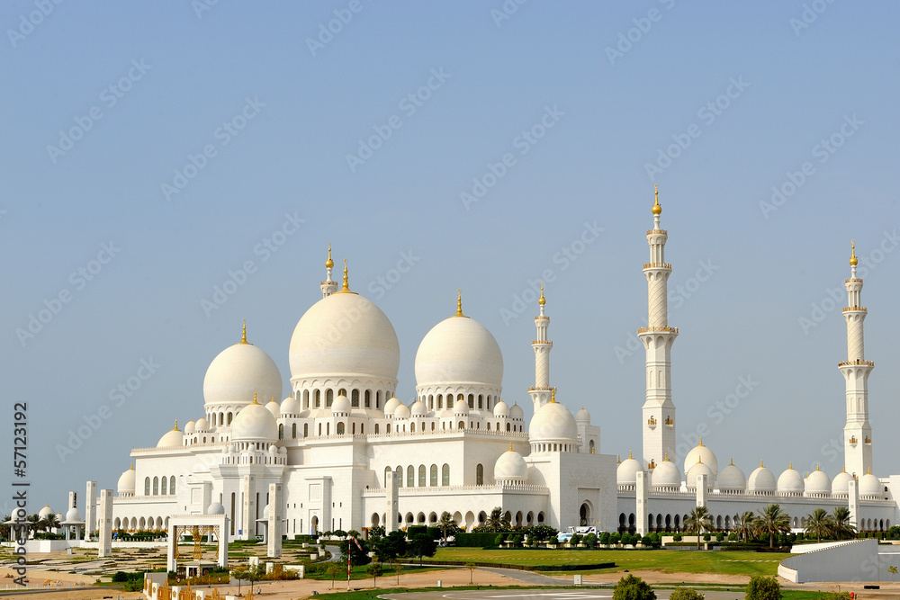 Obraz premium Sheikh Zayed Grand Mosque in Abu Dhabi