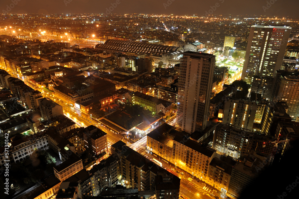 Milano zona stazione Centrale e grattacielo Pirelli