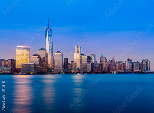 Skyline of Lower Manhattan at night © steheap