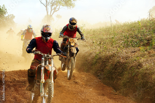 Canvas Print Motorcyclist on the competition at motorcycle race