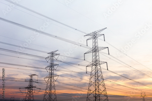 Power pylons