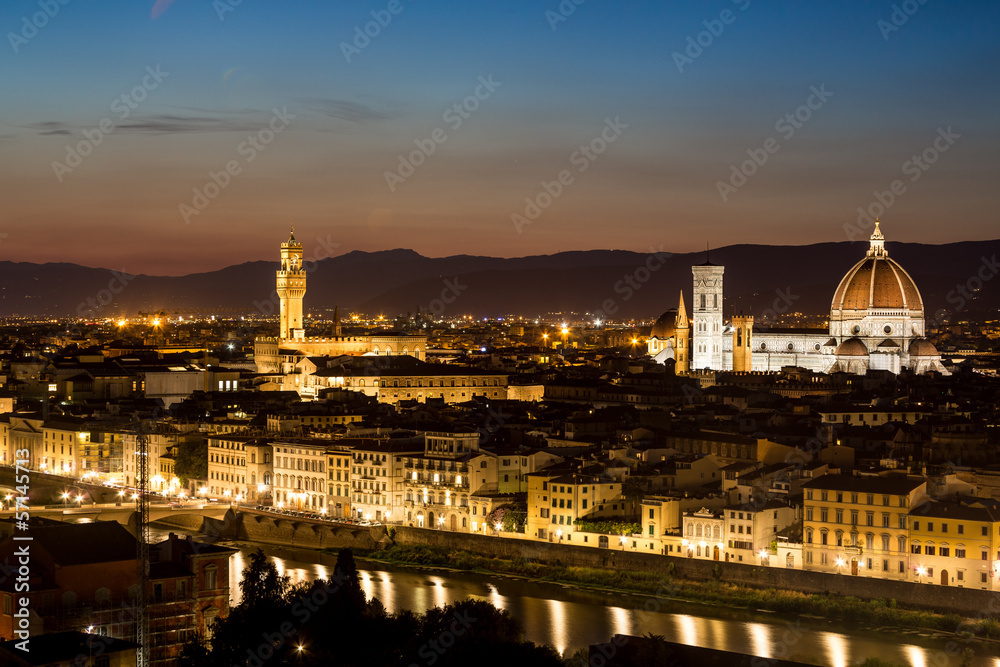 Arno river and Ponte Vecchio in Florence at night