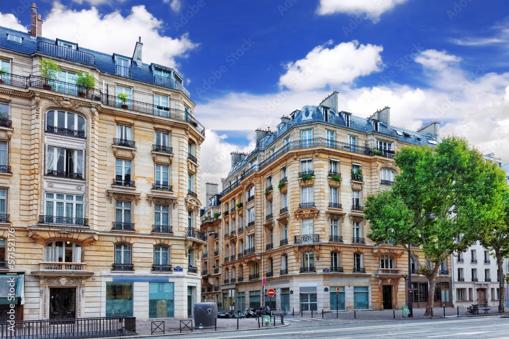 Naklejka premium Miasto, widok miejski na budynek w Paryżu. Francja.