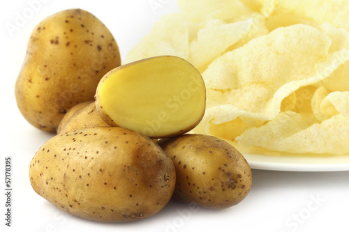 Potato chips with fresh potatoes