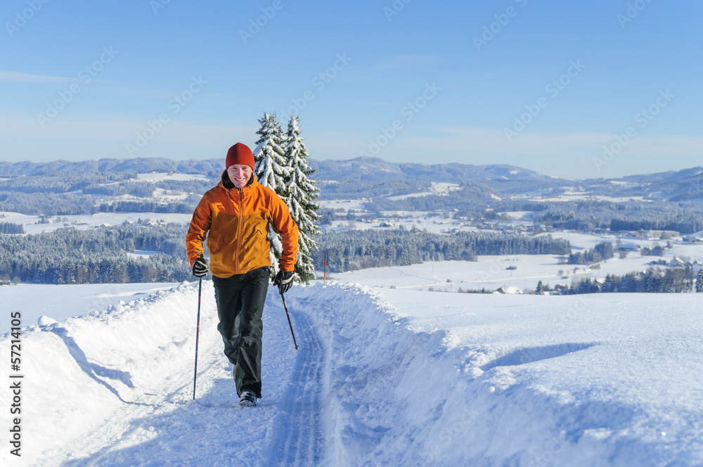 Nordic Walking im Schnee