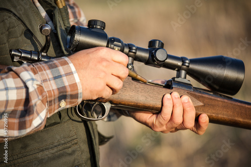 Photographie Fusil de chasse de chasseur complet