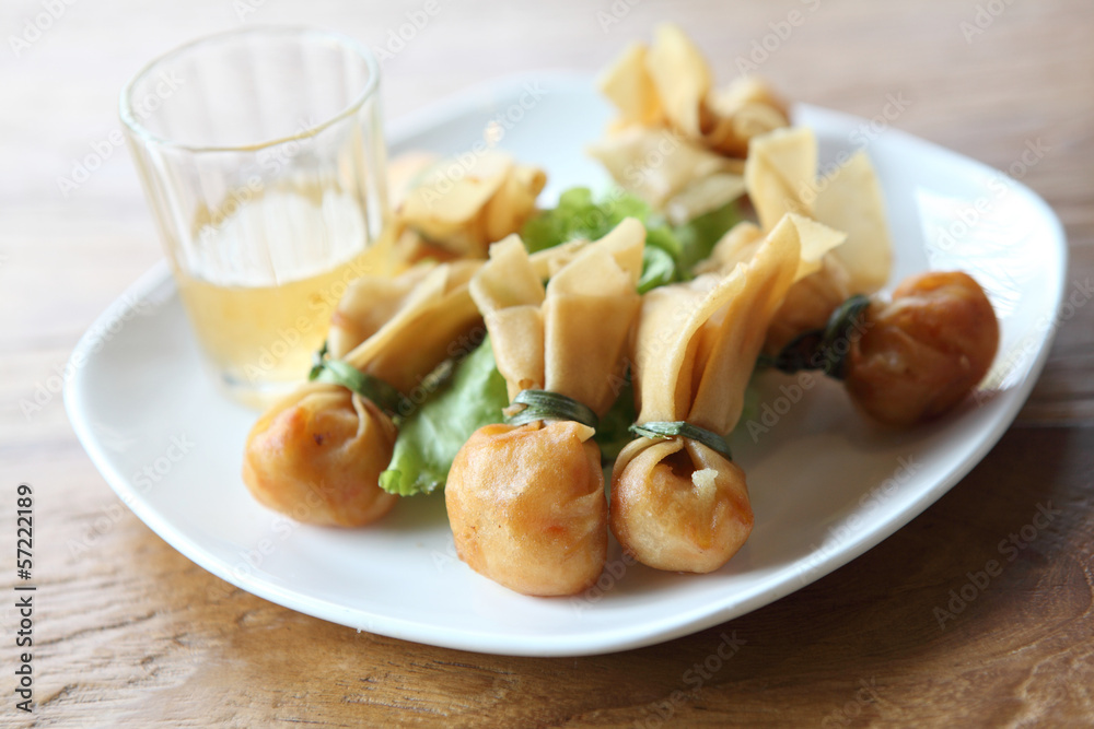 Wonton Oriental deep fried wontons