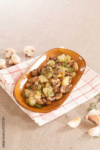 potatoes with mushroom