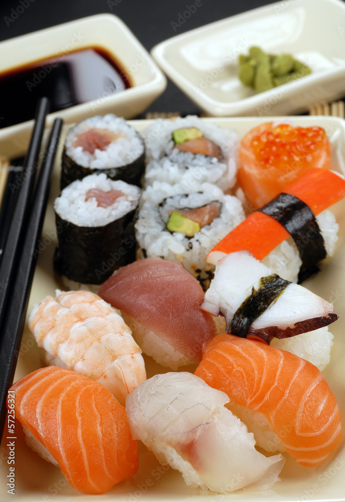 sushi sushi