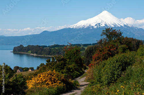 Osono Vulkan im Frühling