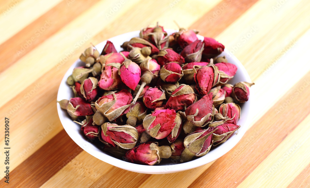 Dried roses Dried roses