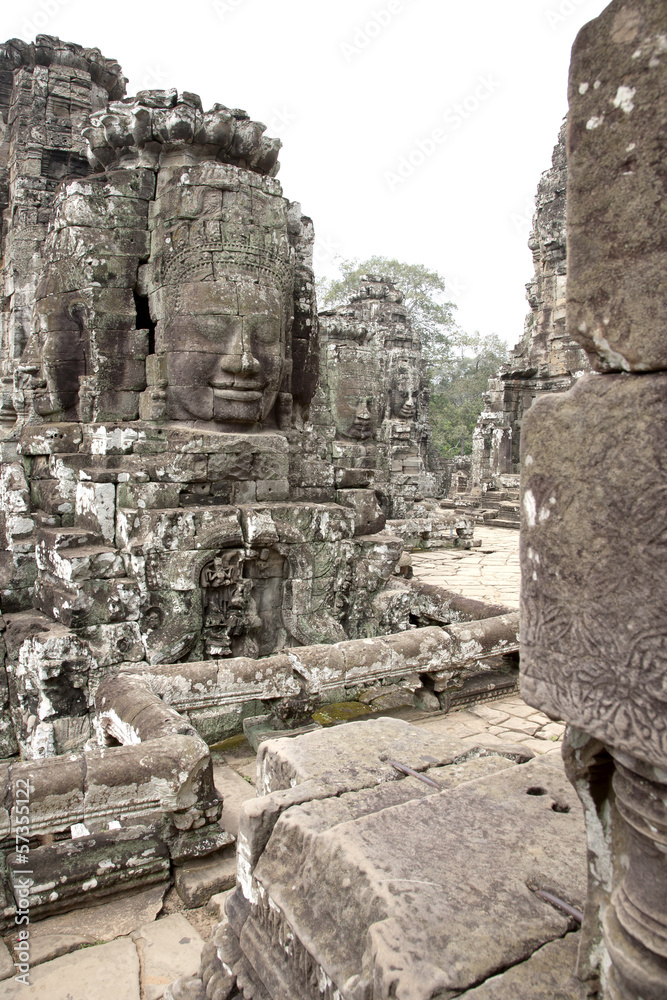 Bayon face (UNESCO world heritage site) - wide angle view, in An